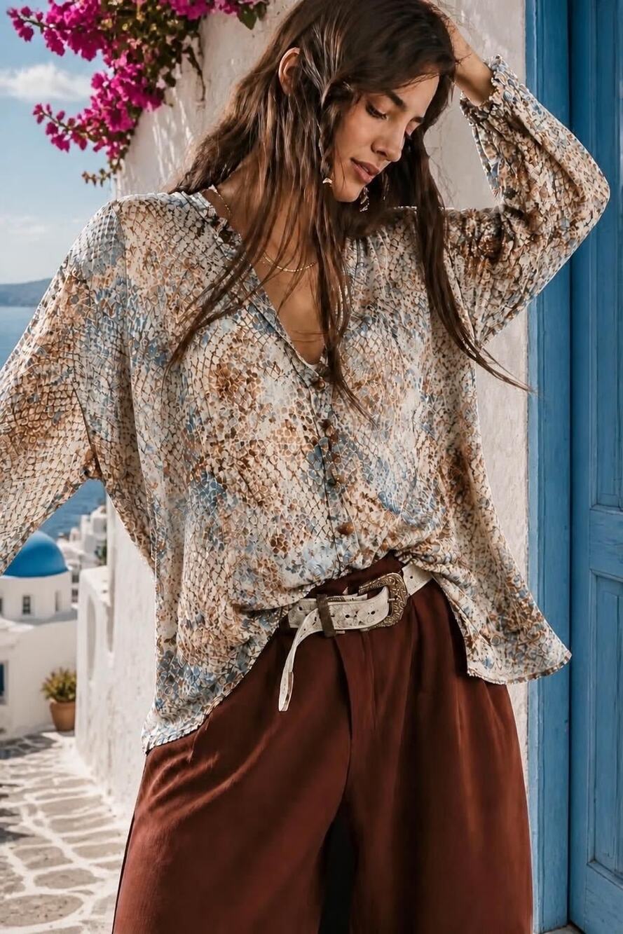 Mystree Pintuck Snakeskin Animal Print Button Down Blouse Long Sleeve Large NWT